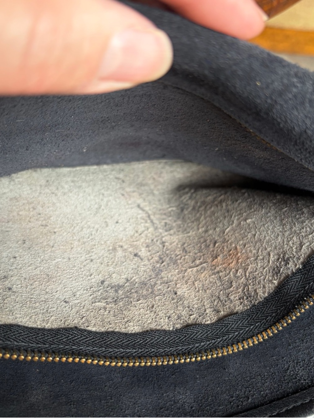 Vintage Black Coach City Bag - Picture 6 of 9